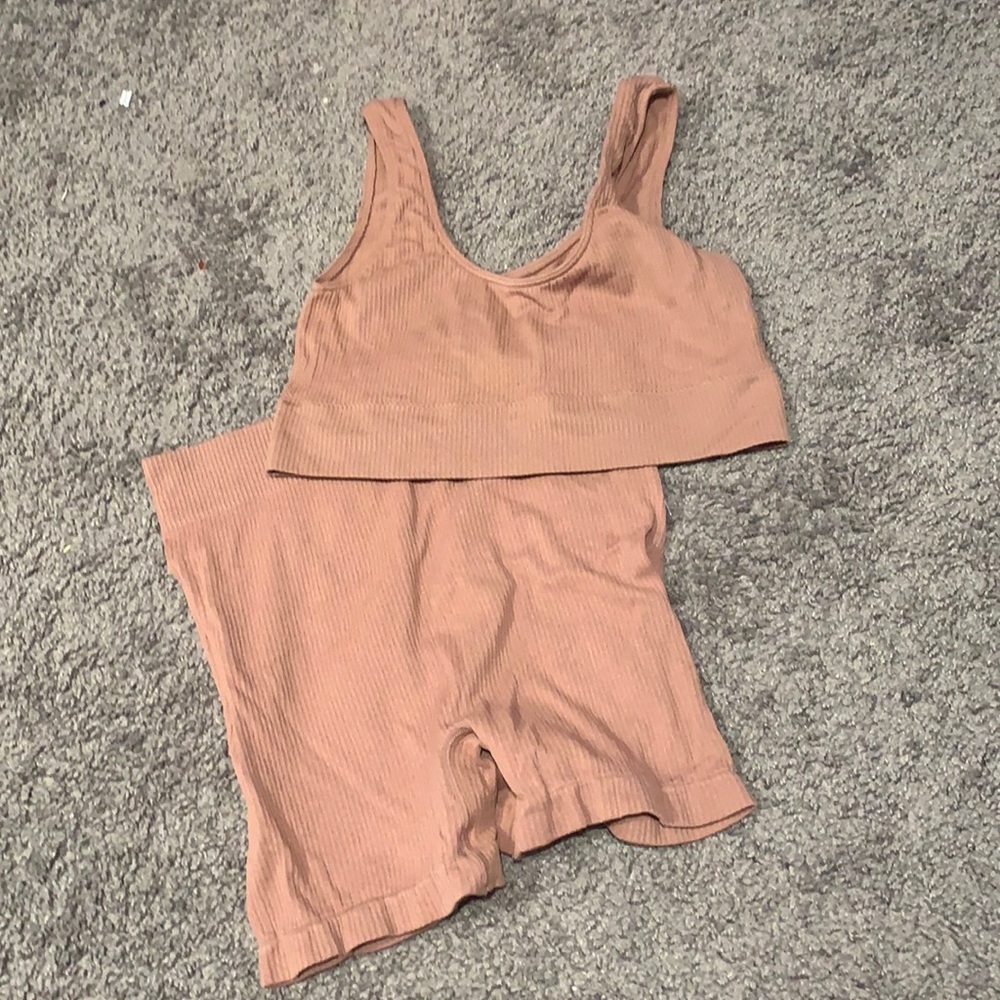 SKIMS ribbed desert rose set , limited addition!